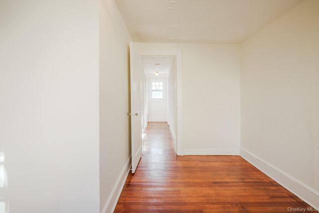 52 Irma Avenue, Port Washington, NY 11050