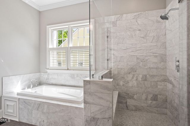 1201 Pinehurst Drive, Chapel Hill, NC 27517