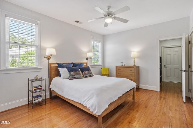 1201 Pinehurst Drive, Chapel Hill, NC 27517