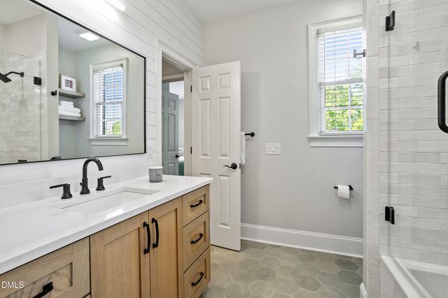 1201 Pinehurst Drive, Chapel Hill, NC 27517