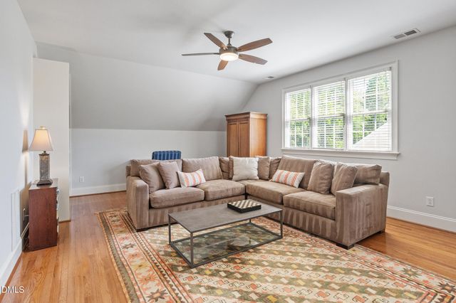 1201 Pinehurst Drive, Chapel Hill, NC 27517