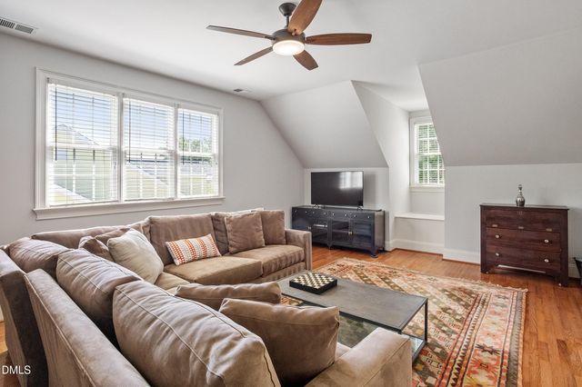 1201 Pinehurst Drive, Chapel Hill, NC 27517