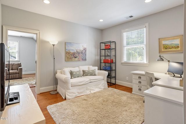 1201 Pinehurst Drive, Chapel Hill, NC 27517