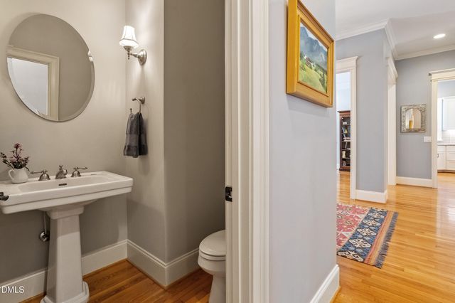 1201 Pinehurst Drive, Chapel Hill, NC 27517