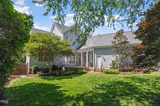 1201 Pinehurst Drive, Chapel Hill, NC 27517