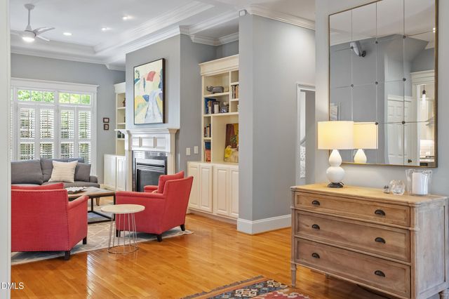 1201 Pinehurst Drive, Chapel Hill, NC 27517