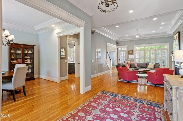 1201 Pinehurst Drive, Chapel Hill, NC 27517