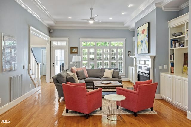 1201 Pinehurst Drive, Chapel Hill, NC 27517