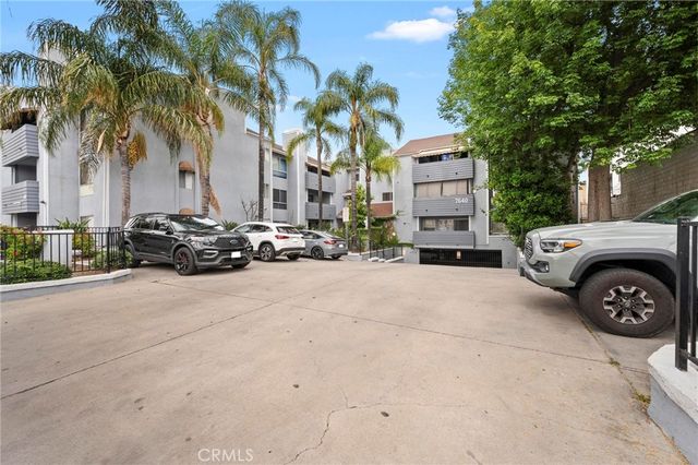 7640 Oso Avenue 316, Winnetka, CA 91306