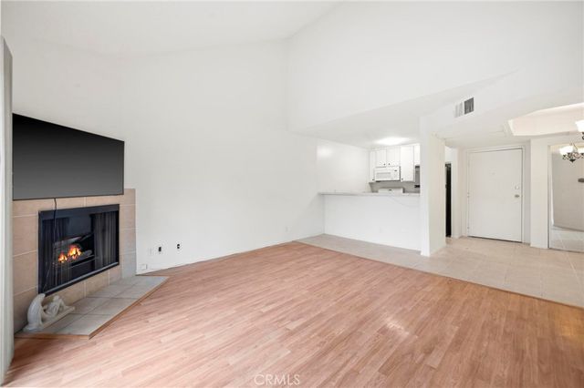 7640 Oso Avenue 316, Winnetka, CA 91306