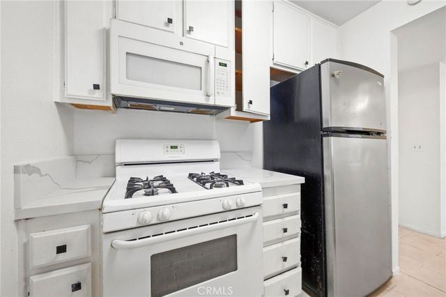 7640 Oso Avenue 316, Winnetka, CA 91306