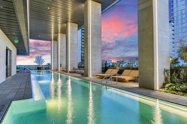 610 Davis ST 4204, Austin, TX 78701