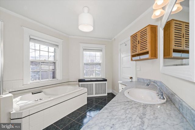 706 NOTTINGHAM RD, Wilmington, DE 19805