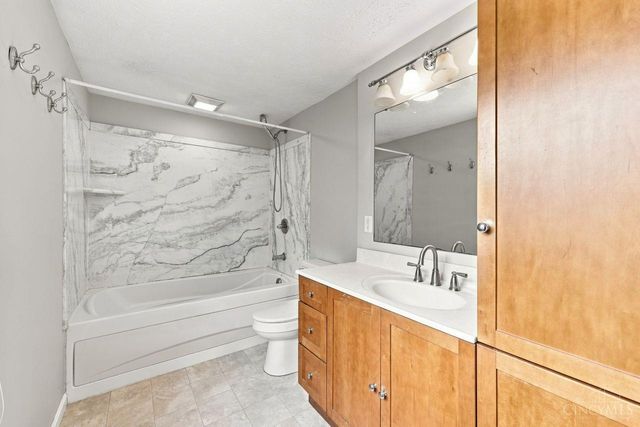 3784 Irwin Simpson Road, Deerfield Twp., OH 45040