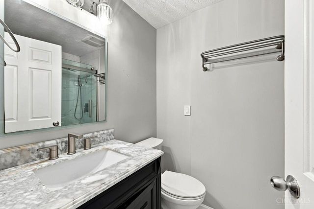 3784 Irwin Simpson Road, Deerfield Twp., OH 45040
