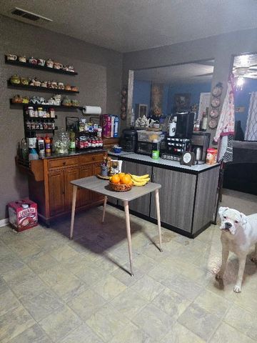 4694 Pacific Ave, Olivehurst, CA 95961