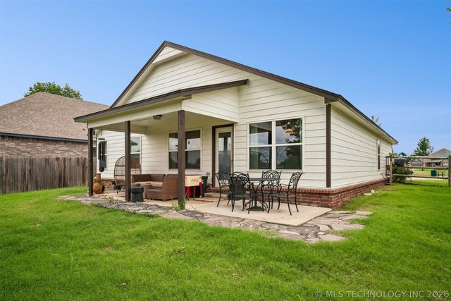 31699 E 64th Street S, Broken Arrow, OK 74014