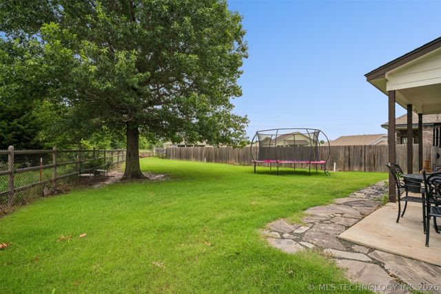 31699 E 64th Street S, Broken Arrow, OK 74014