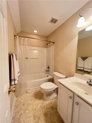 105 Ledgewood Way, Easley, SC 29642