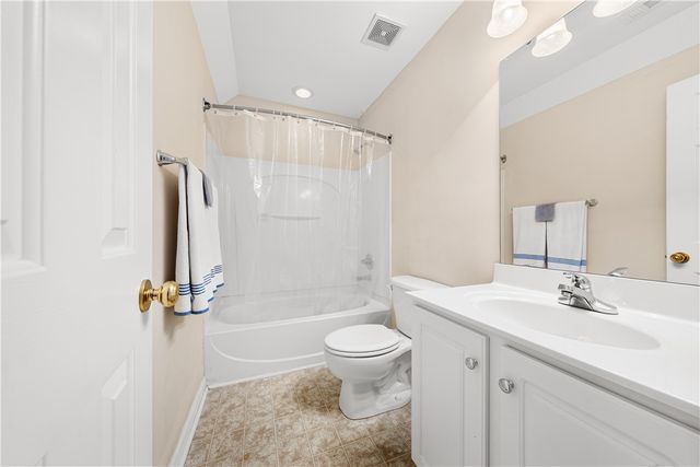 105 Ledgewood Way, Easley, SC 29642