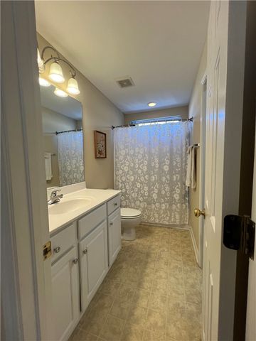 105 Ledgewood Way, Easley, SC 29642