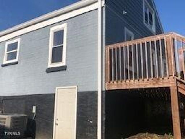 1227 Shelby Street, Bristol, TN 37620