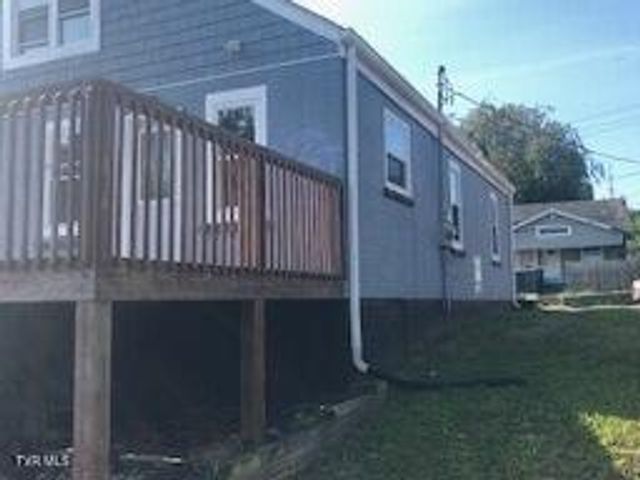 1227 Shelby Street, Bristol, TN 37620