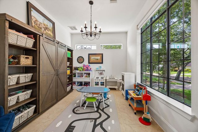 5622 Braesvalley Drive, Houston, TX 77096