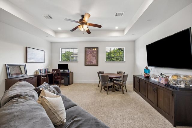 5622 Braesvalley Drive, Houston, TX 77096