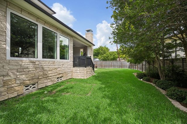 5622 Braesvalley Drive, Houston, TX 77096