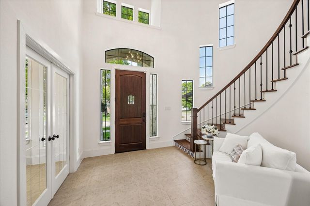 5622 Braesvalley Drive, Houston, TX 77096