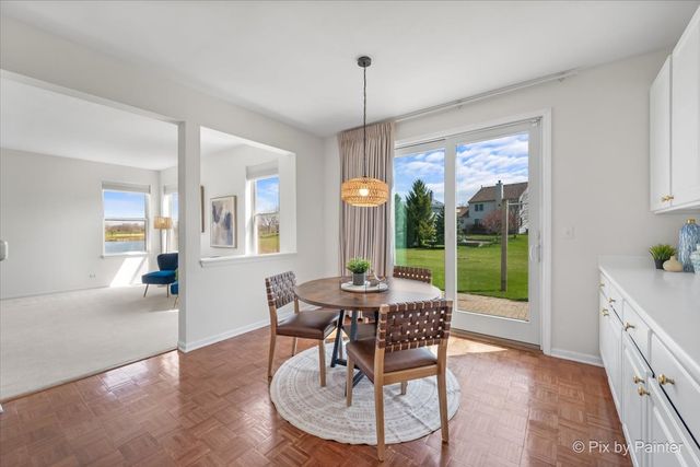 2410 Lindsay Court, West Chicago, IL 60185