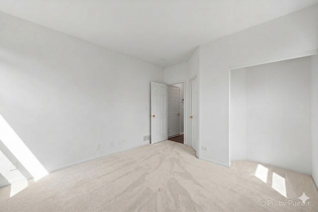 2410 Lindsay Court, West Chicago, IL 60185