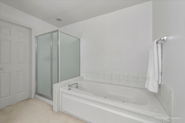 2410 Lindsay Court, West Chicago, IL 60185