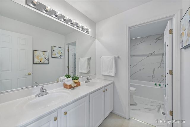 2410 Lindsay Court, West Chicago, IL 60185