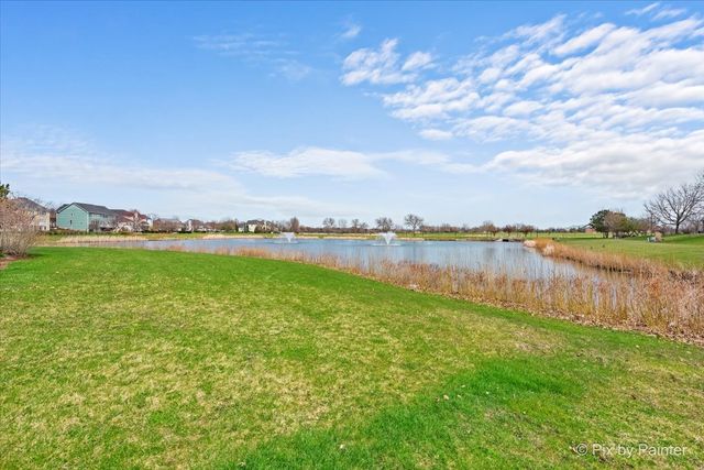 2410 Lindsay Court, West Chicago, IL 60185