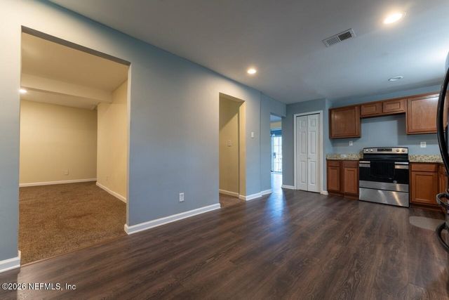2604 HYDE PARK Road, Jacksonville, FL 32210