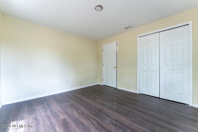 2604 HYDE PARK Road, Jacksonville, FL 32210
