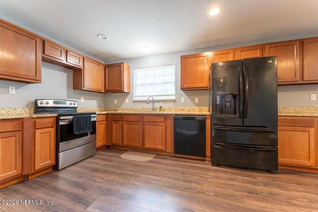 2604 HYDE PARK Road, Jacksonville, FL 32210