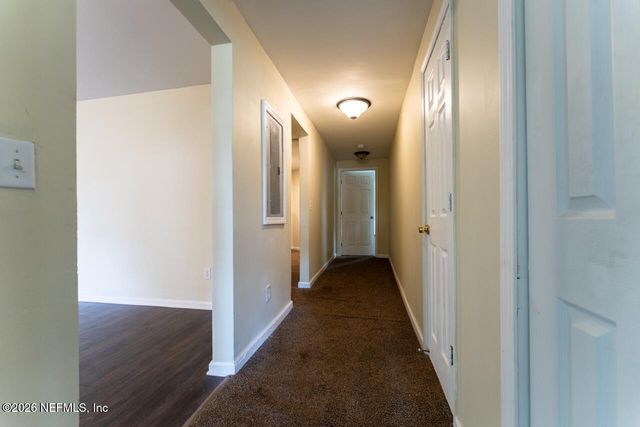 2604 HYDE PARK Road, Jacksonville, FL 32210