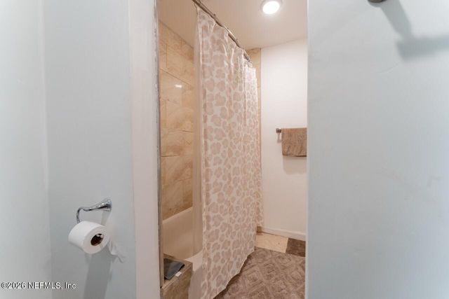 2604 HYDE PARK Road, Jacksonville, FL 32210