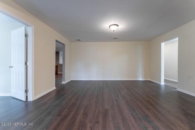 2604 HYDE PARK Road, Jacksonville, FL 32210