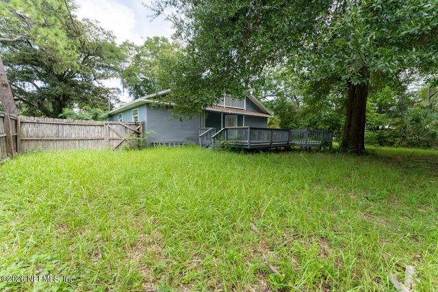2604 HYDE PARK Road, Jacksonville, FL 32210