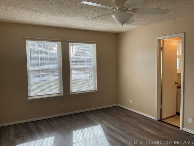 908 W Nashville Street, Broken Arrow, OK 74012