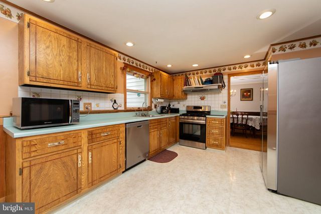 231 CEDARBROOK RD, Sicklerville, NJ 08081