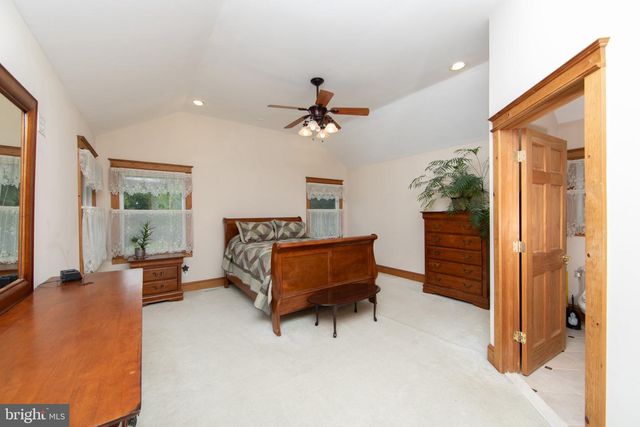 231 CEDARBROOK RD, Sicklerville, NJ 08081