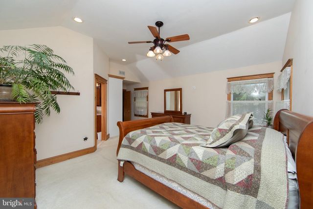 231 CEDARBROOK RD, Sicklerville, NJ 08081
