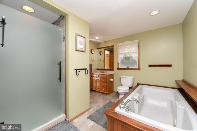 231 CEDARBROOK RD, Sicklerville, NJ 08081