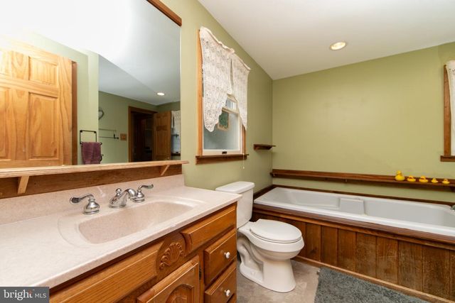 231 CEDARBROOK RD, Sicklerville, NJ 08081
