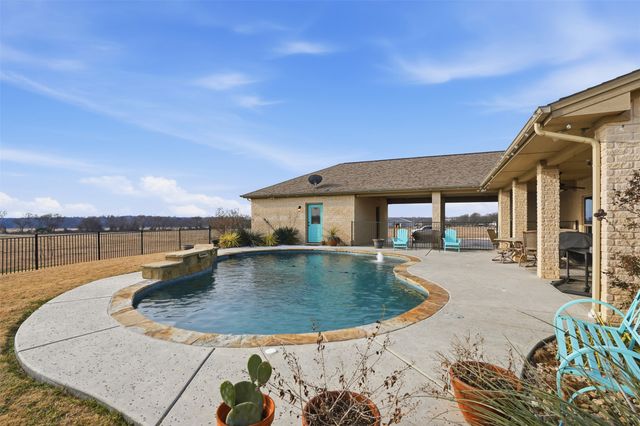 2701 County Road 1110, Rio Vista, TX 76093